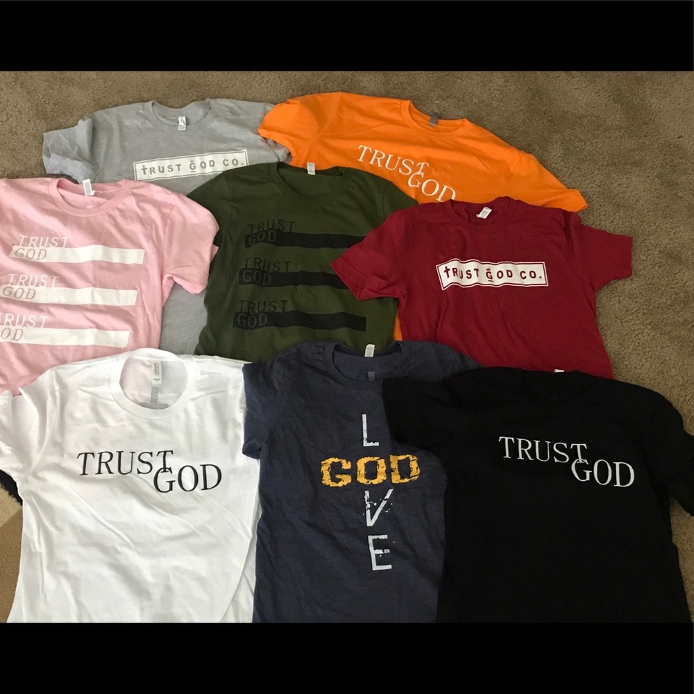 Trust God Christian Apparel -Women and Men  🙏🏽